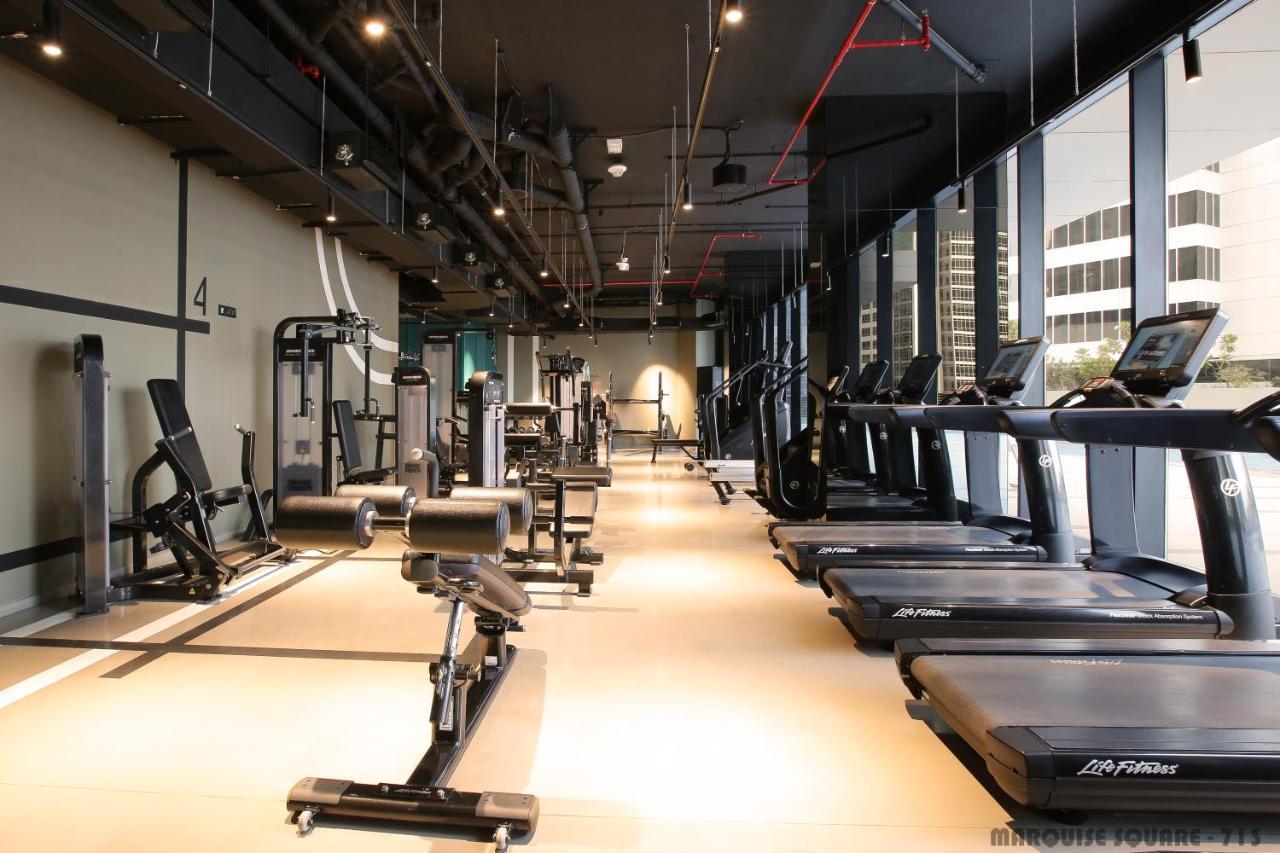 Luxury Studios With Burj Khalifa Or Canal View In Downtown - Marquise Square Tower دبي المظهر الخارجي الصورة