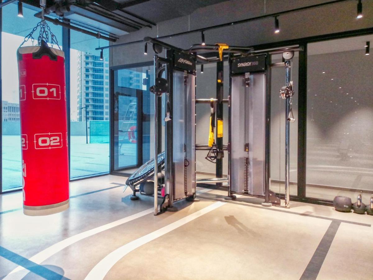 Luxury Studios With Burj Khalifa Or Canal View In Downtown - Marquise Square Tower دبي المظهر الخارجي الصورة