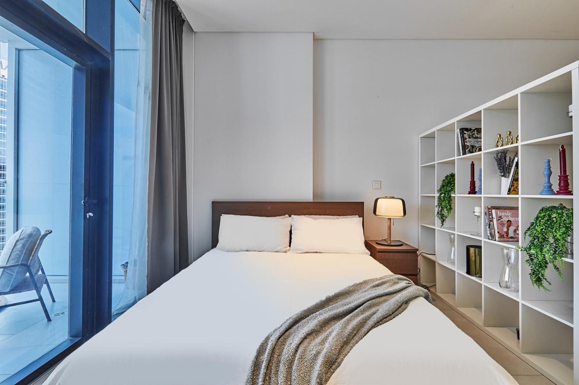 Luxury Studios With Burj Khalifa Or Canal View In Downtown - Marquise Square Tower دبي المظهر الخارجي الصورة