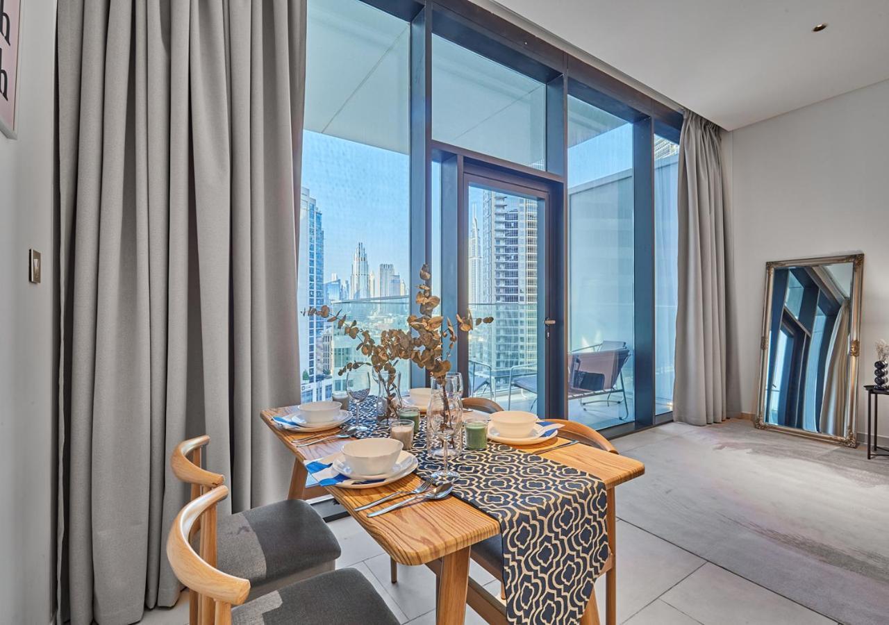 Luxury Studios With Burj Khalifa Or Canal View In Downtown - Marquise Square Tower دبي المظهر الخارجي الصورة