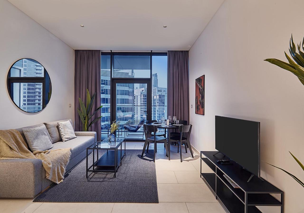 Luxury Studios With Burj Khalifa Or Canal View In Downtown - Marquise Square Tower دبي المظهر الخارجي الصورة