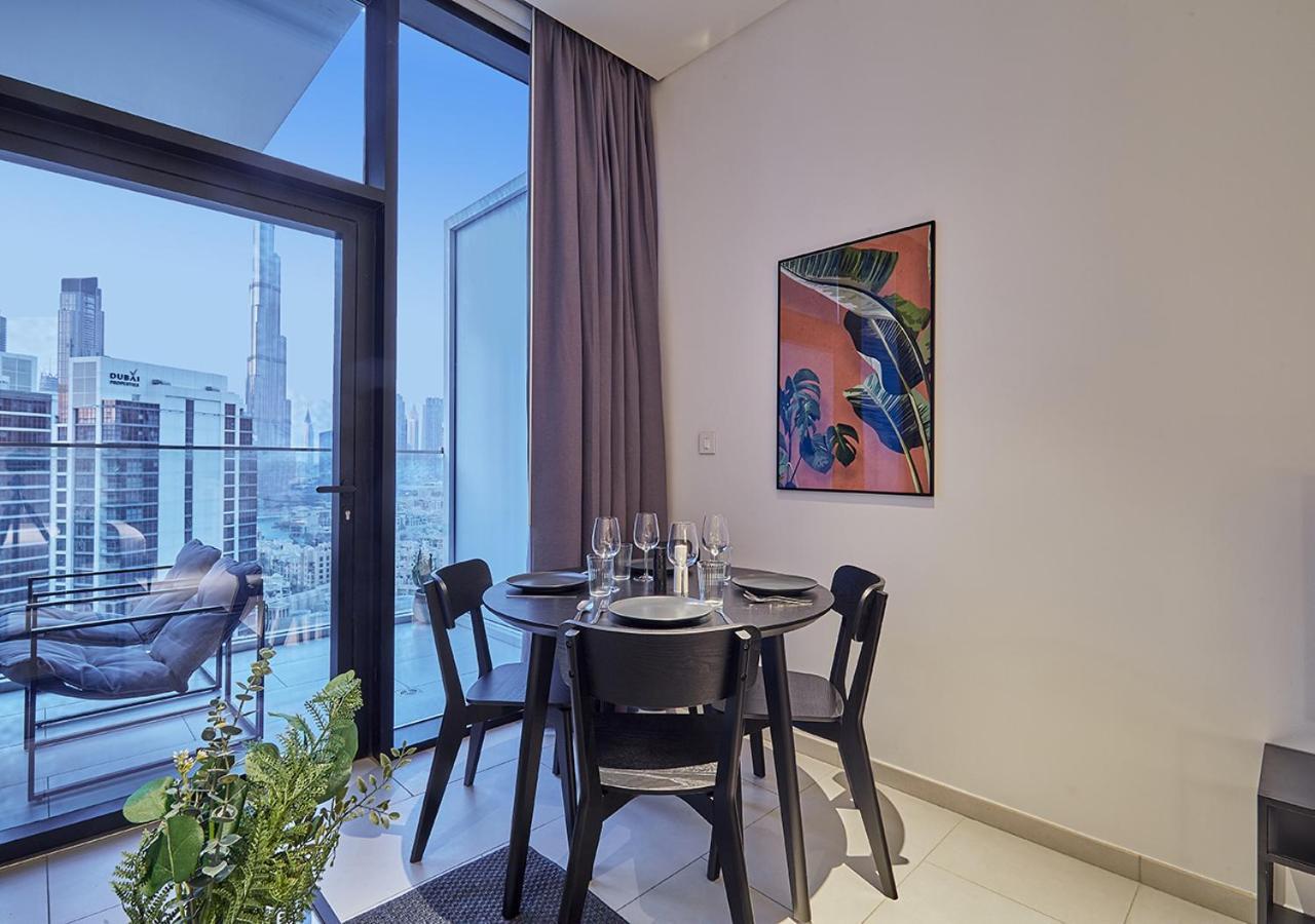 Luxury Studios With Burj Khalifa Or Canal View In Downtown - Marquise Square Tower دبي المظهر الخارجي الصورة