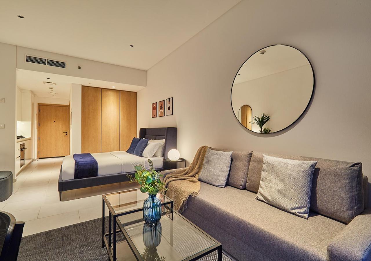 Luxury Studios With Burj Khalifa Or Canal View In Downtown - Marquise Square Tower دبي المظهر الخارجي الصورة