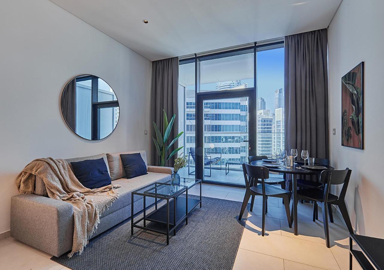 Luxury Studios With Burj Khalifa Or Canal View In Downtown - Marquise Square Tower دبي المظهر الخارجي الصورة