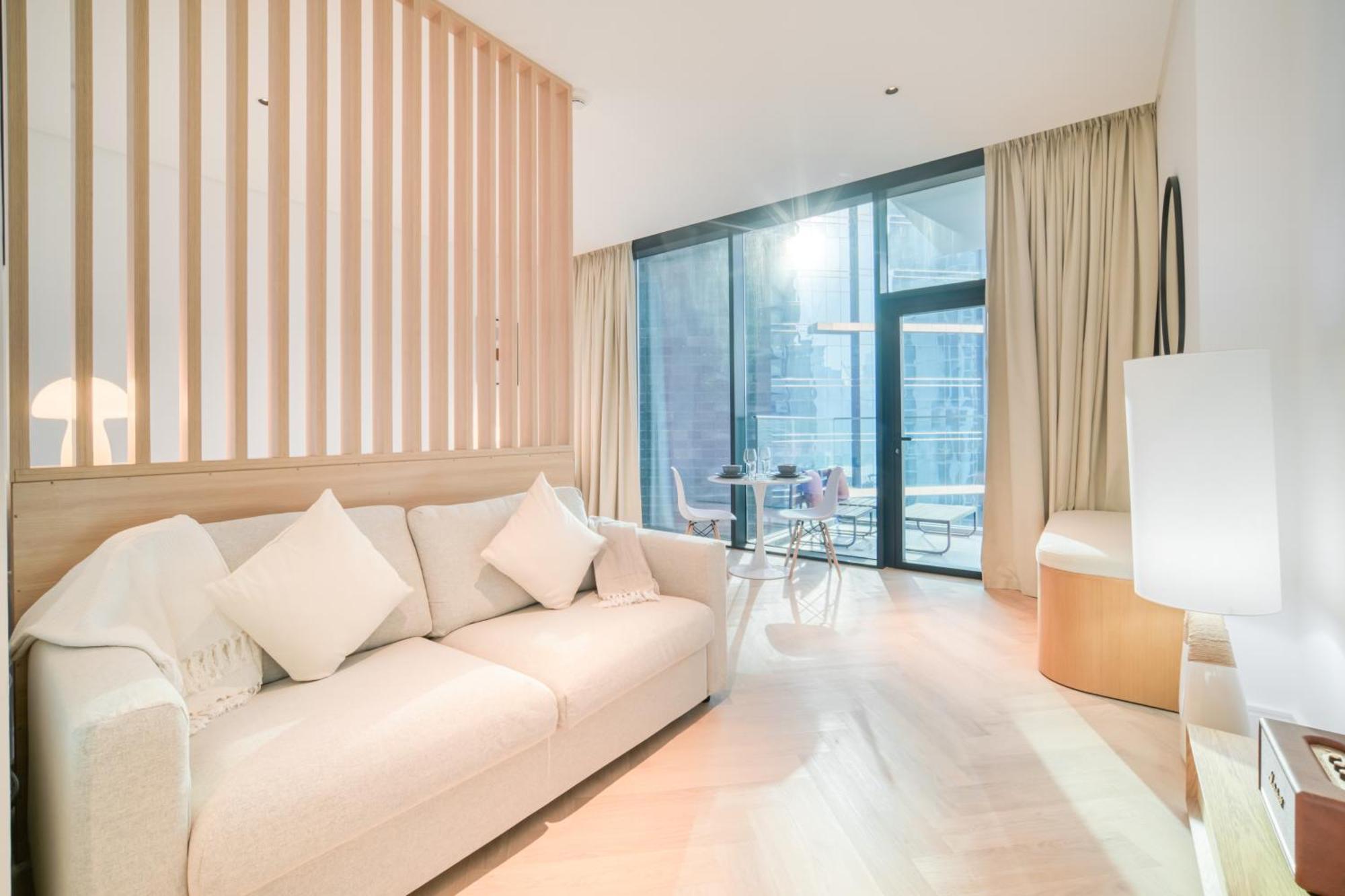 Luxury Studios With Burj Khalifa Or Canal View In Downtown - Marquise Square Tower دبي المظهر الخارجي الصورة