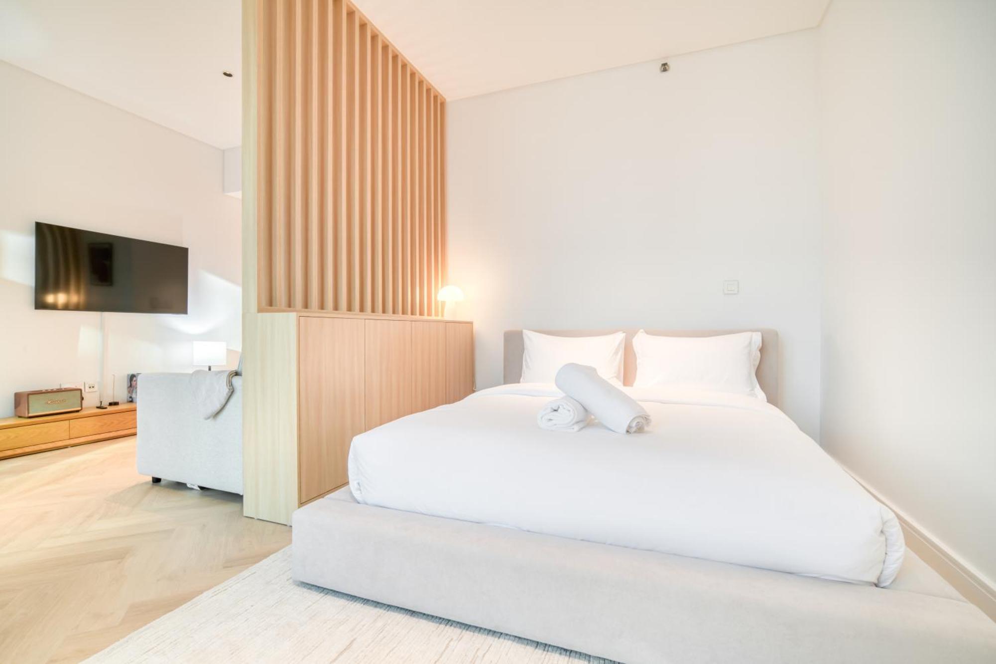 Luxury Studios With Burj Khalifa Or Canal View In Downtown - Marquise Square Tower دبي المظهر الخارجي الصورة